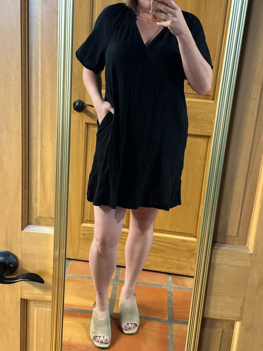 Old Navy Black Short Sleeve V-Neck Mini Dress